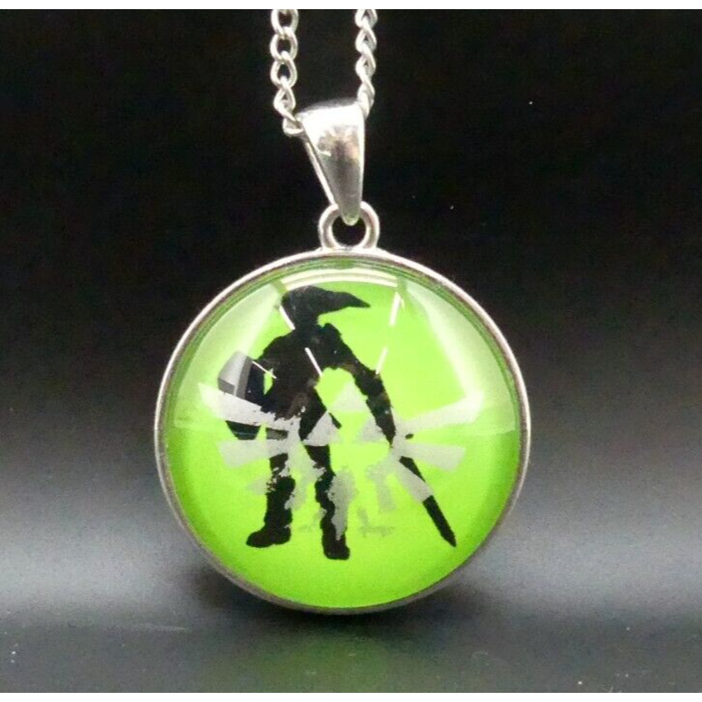 2016 Nintendo Legend of Zelda Pendant Necklace Triforce Cosplay Collectible